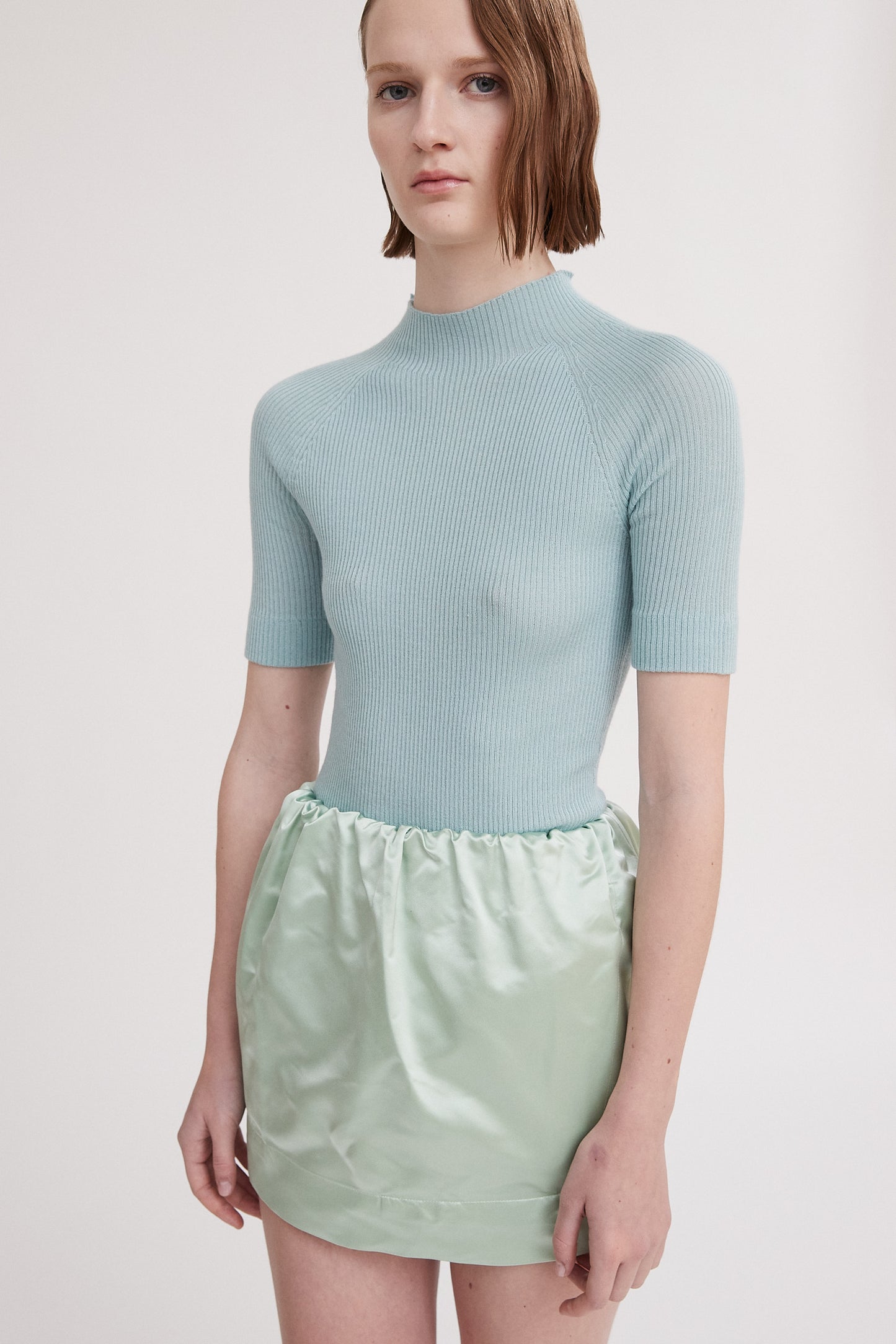 Ribbed cashmere silk short sleeve turtleneck