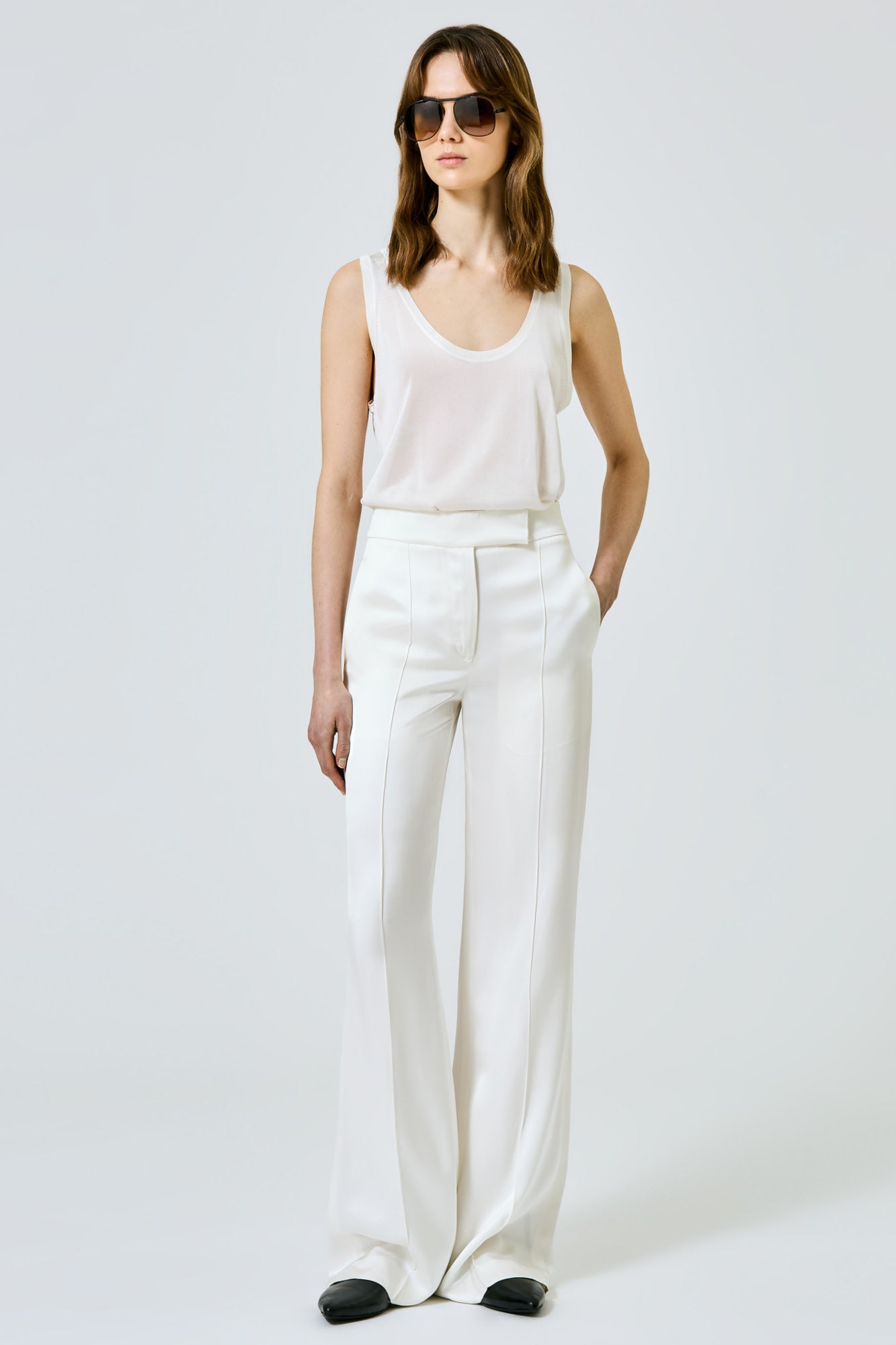 Pantaloni a gamba dritta in double satin