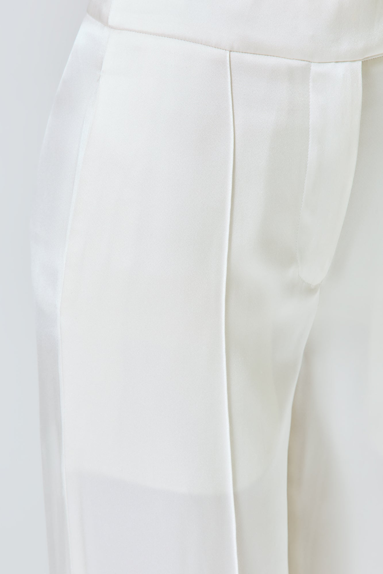 Pantaloni a gamba dritta in double satin