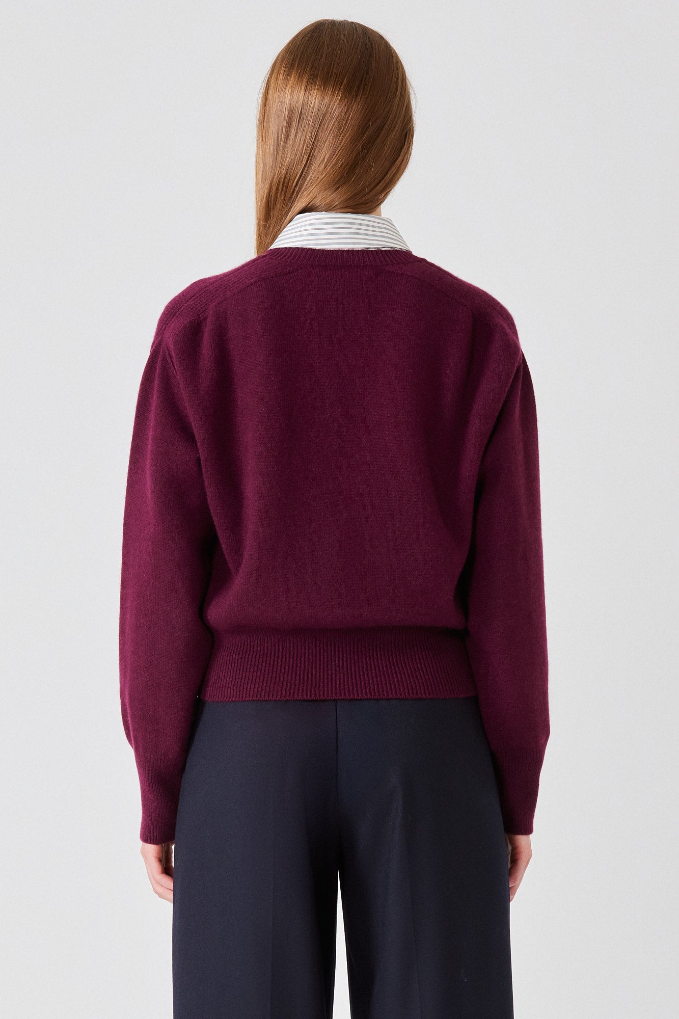 Lea round neck lightweight cashmere sweater