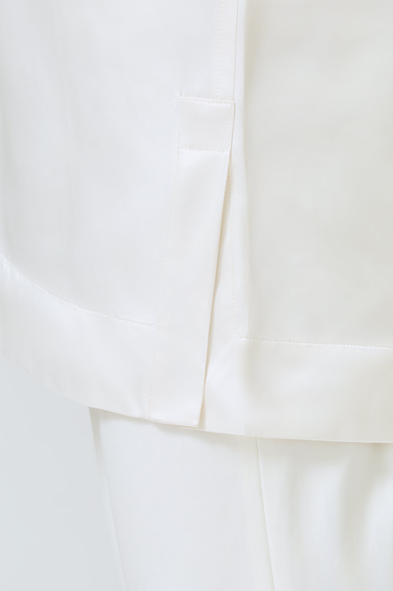 Abito t-shirt in duchesse di seta Valentina