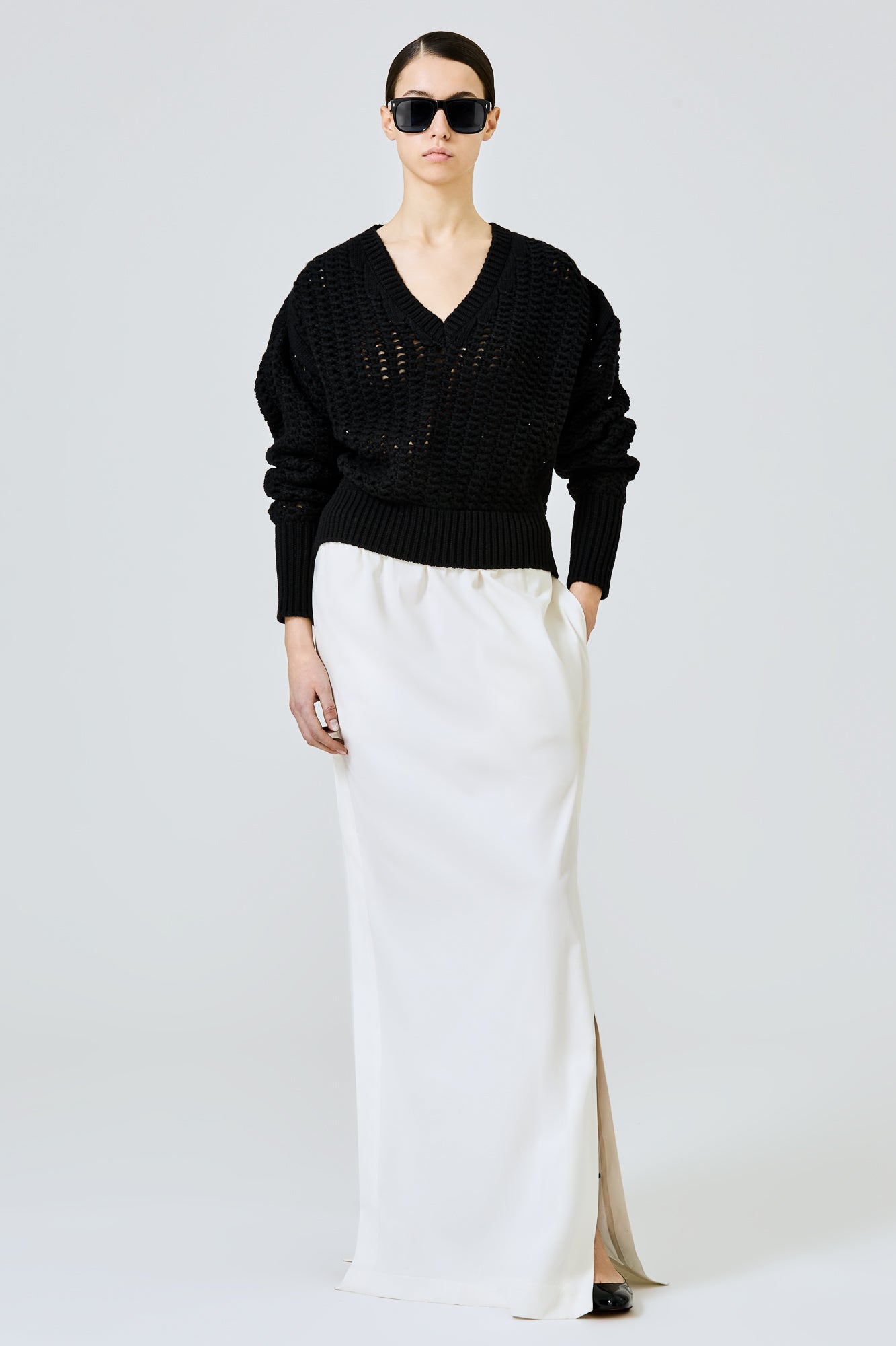 V neck regular cashmere sweater