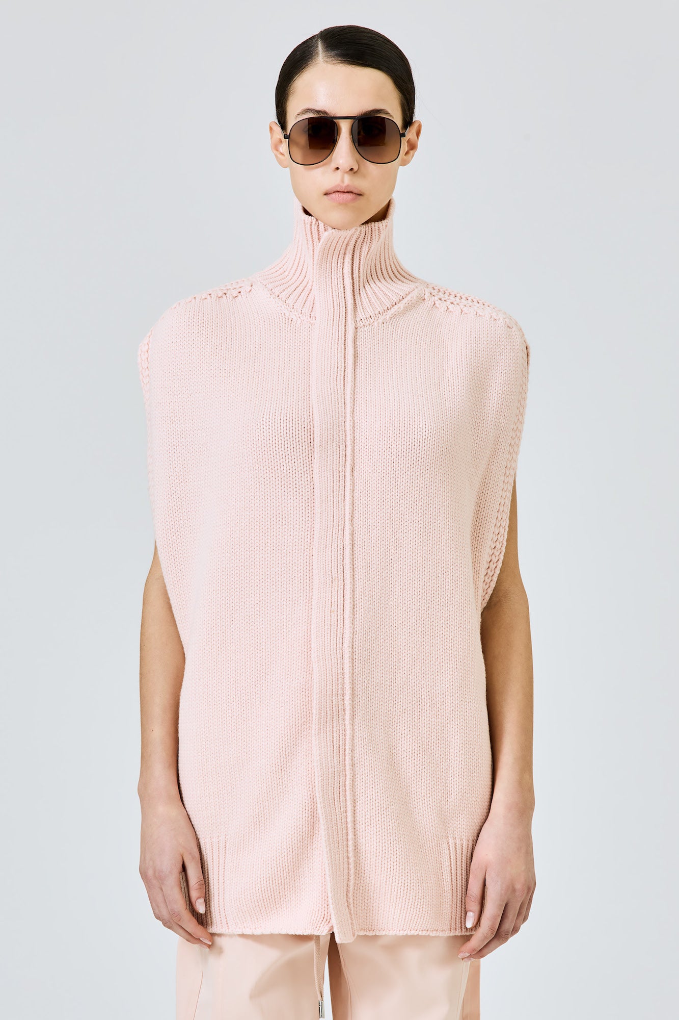 Matilda sleeveless zipped cashmere cardigan