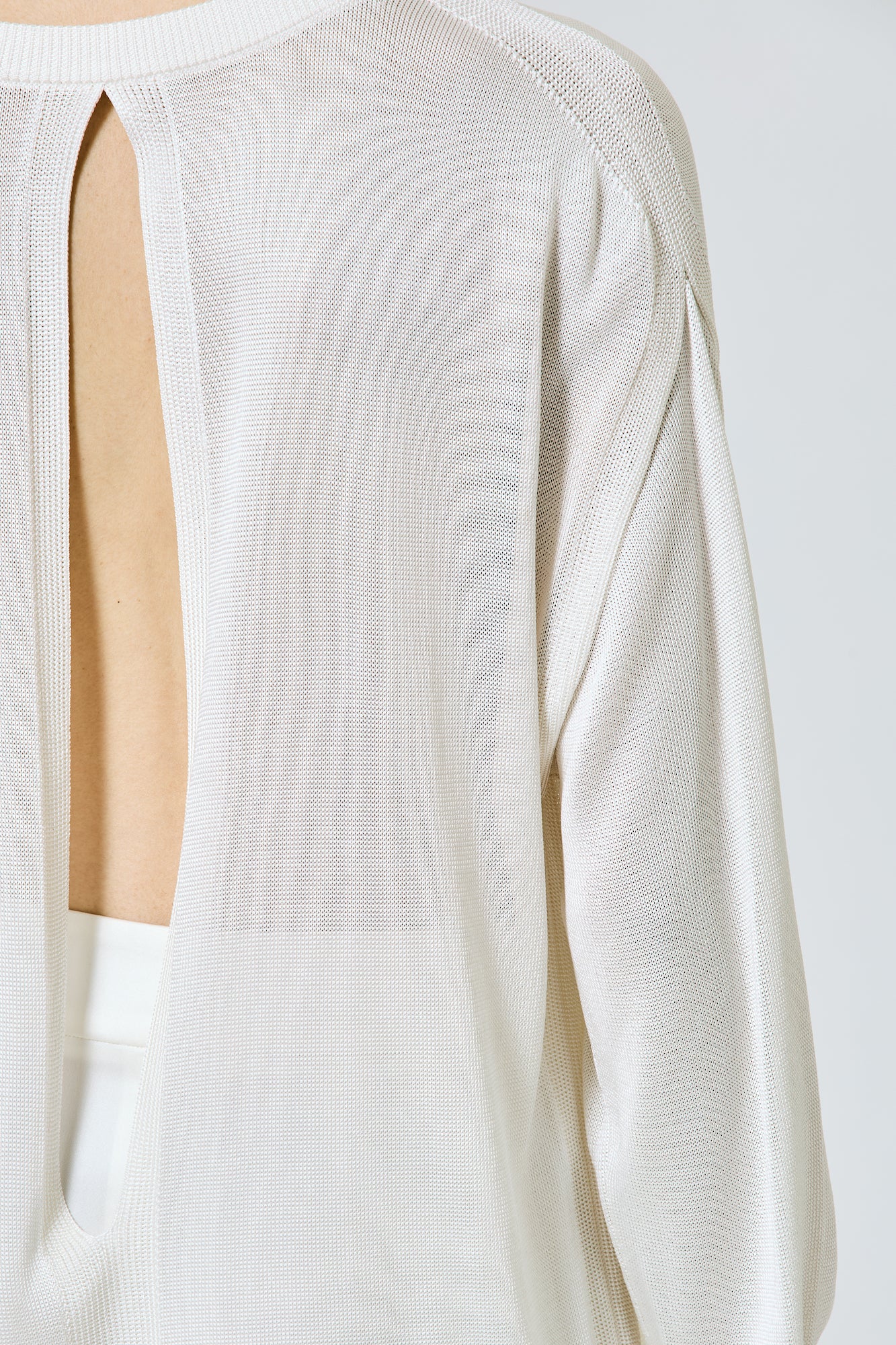 Viscose round neck sweater with back slit