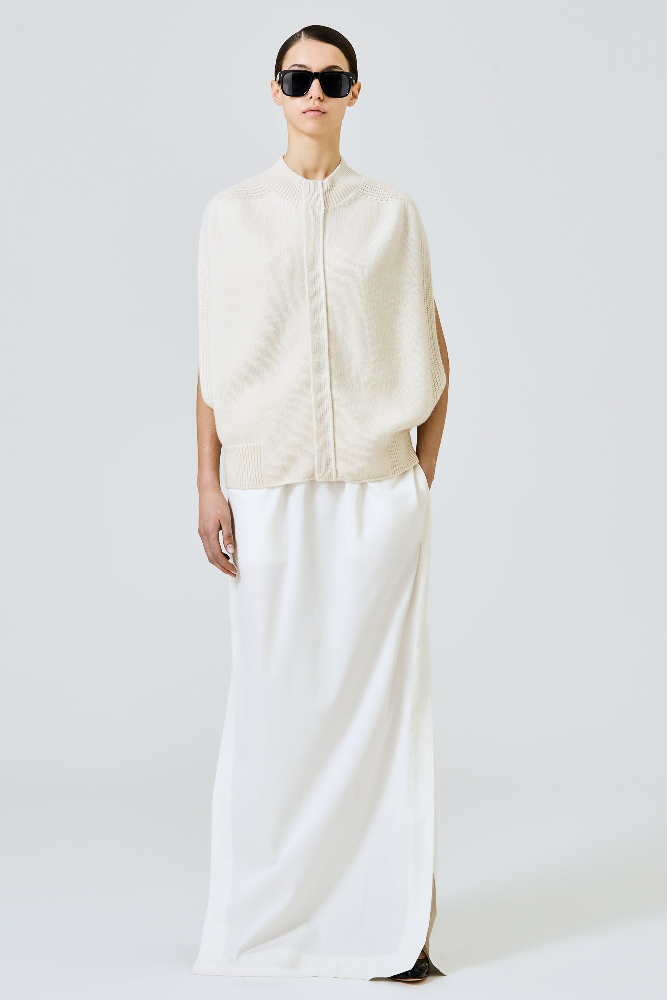 Matilda regular sleeveless zipped cashmere cardigan