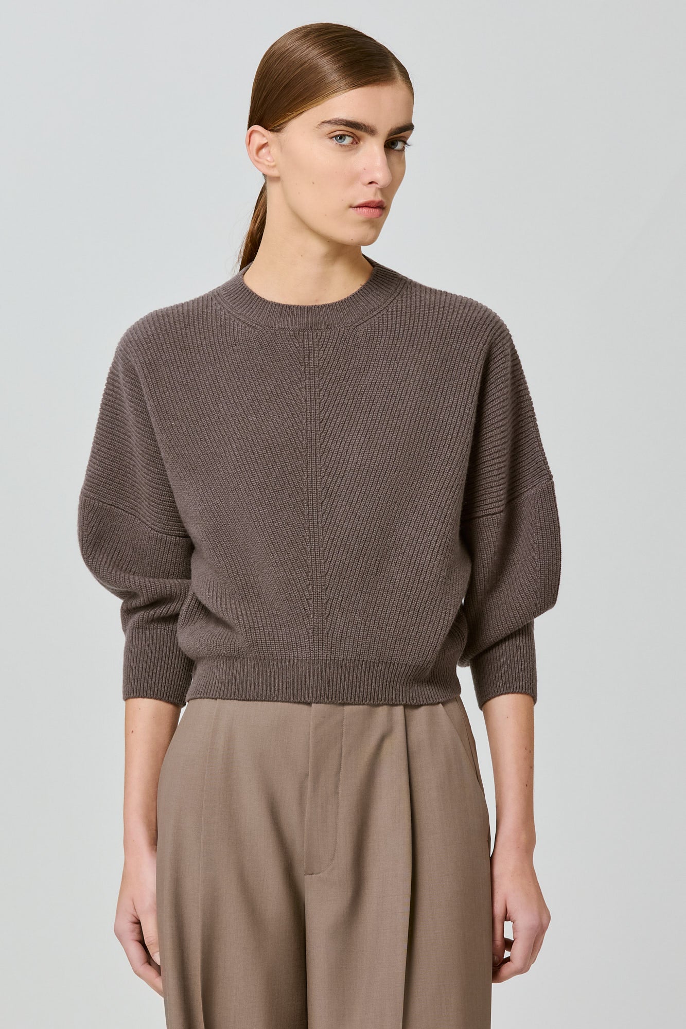 Maglione a coste in misto cashmere con manica a 3 quarti