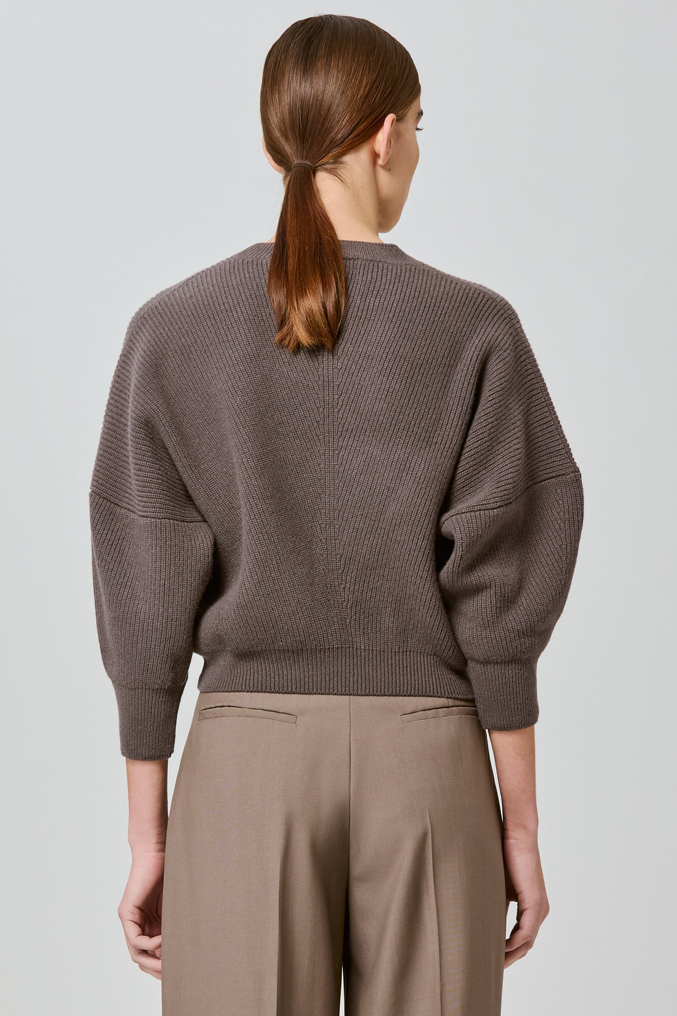 Maglione a coste in misto cashmere con manica a 3 quarti