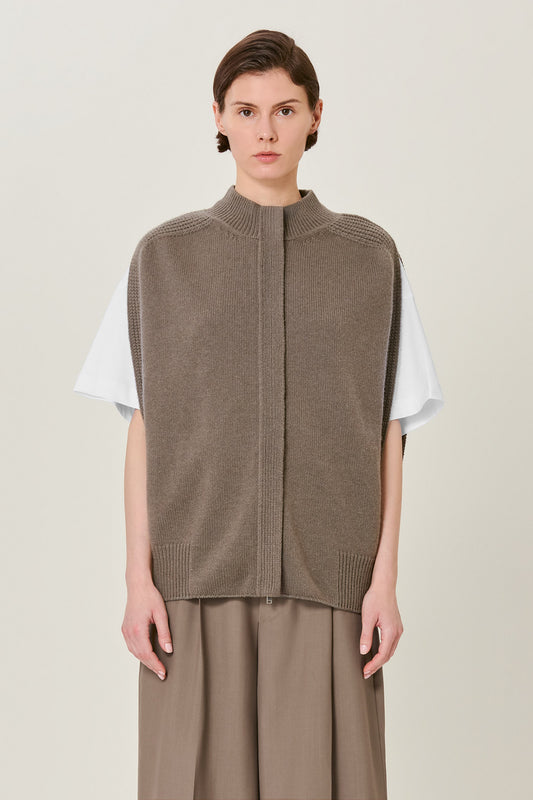 Cropped sleeveless cardigan with zip