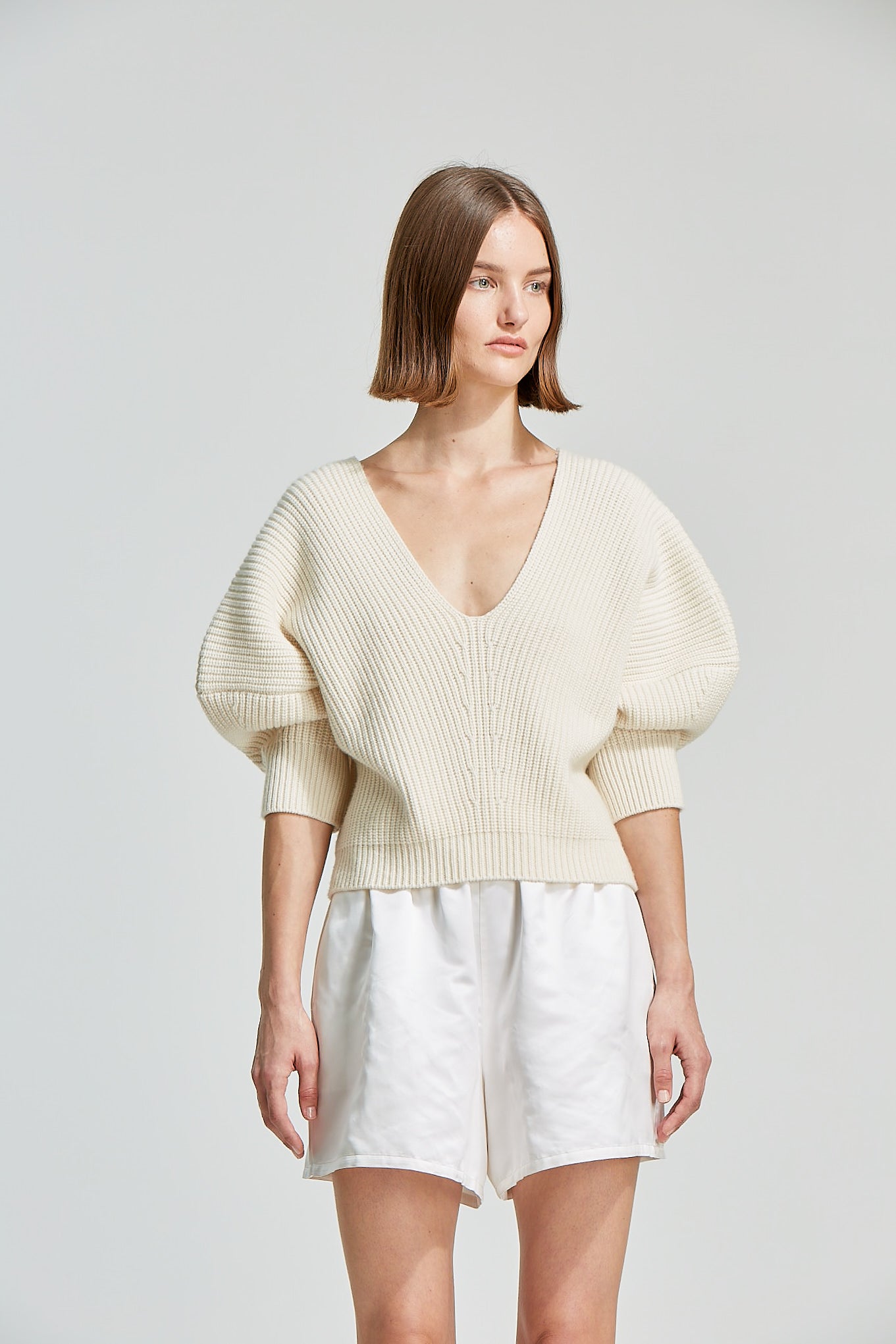 V-neck english rib cashmere sweater