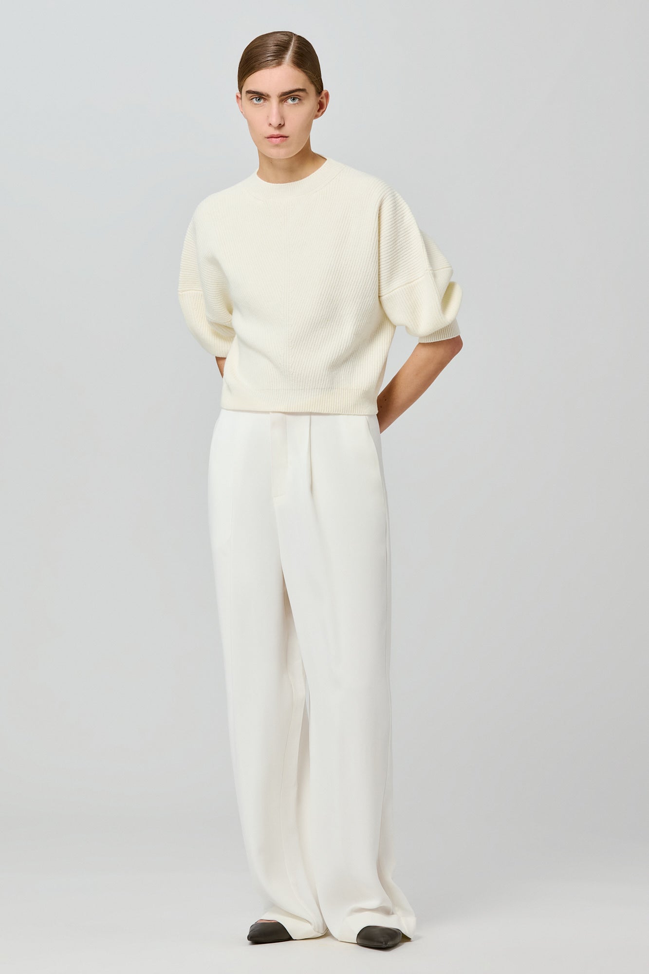 Maglione a coste in misto cashmere con manica a 3 quarti