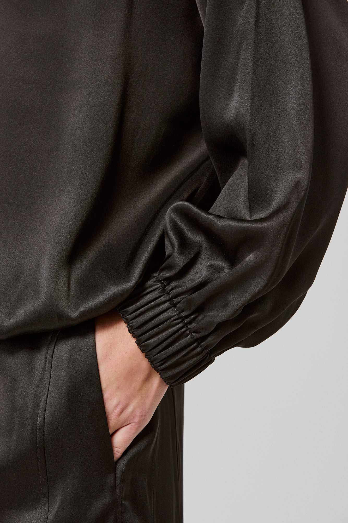 Valentina double satin round neck sweatshirt