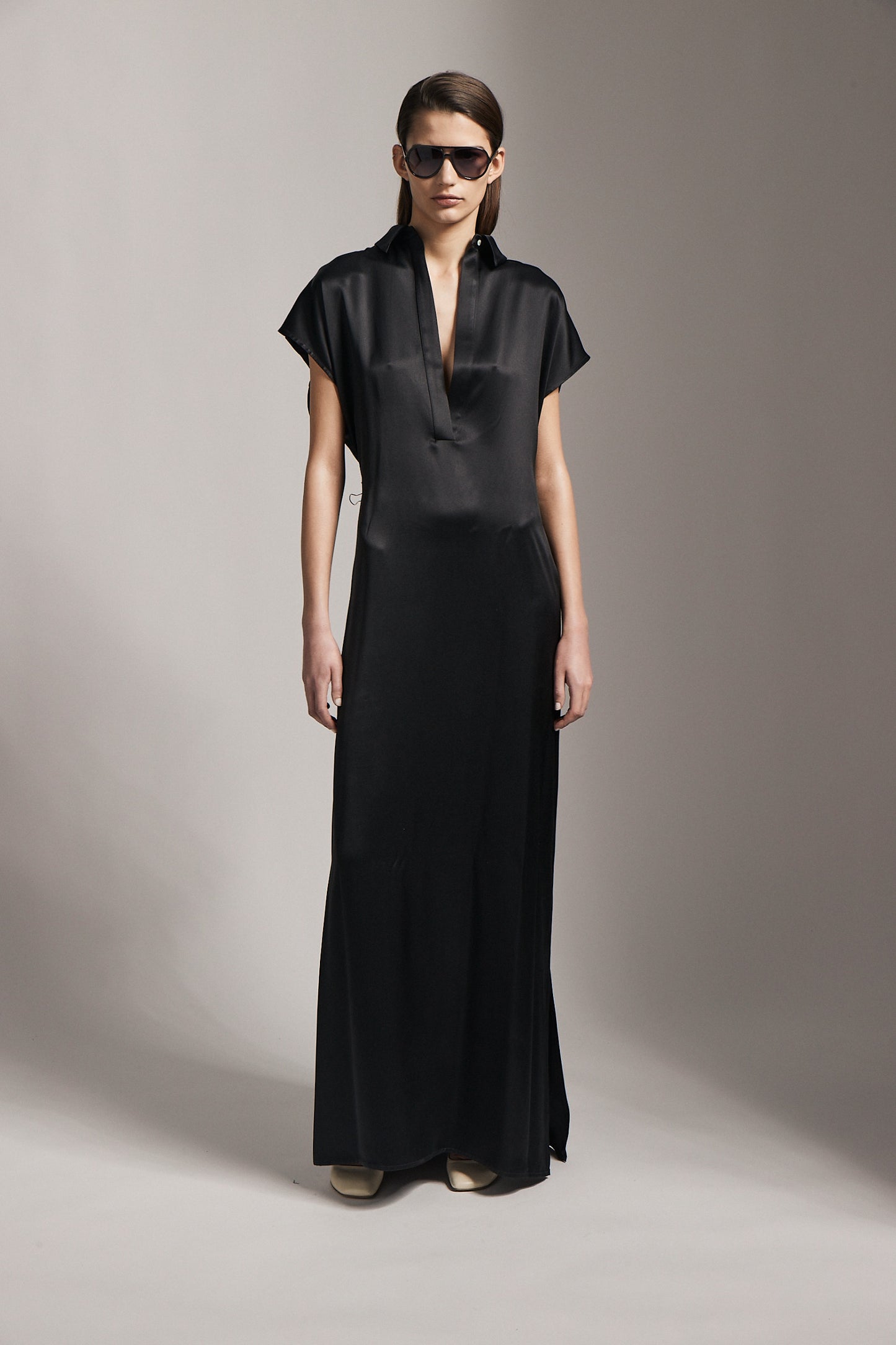 Francesca sleeveless long dress in double satin