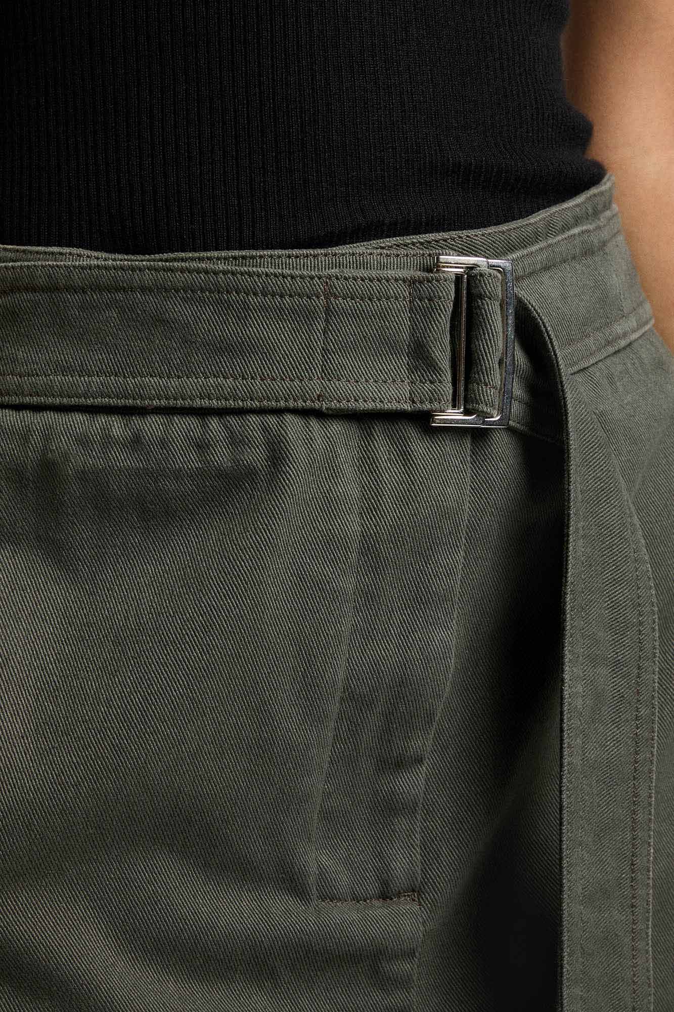 Giorgia long cargo skirt in cotton gabardine