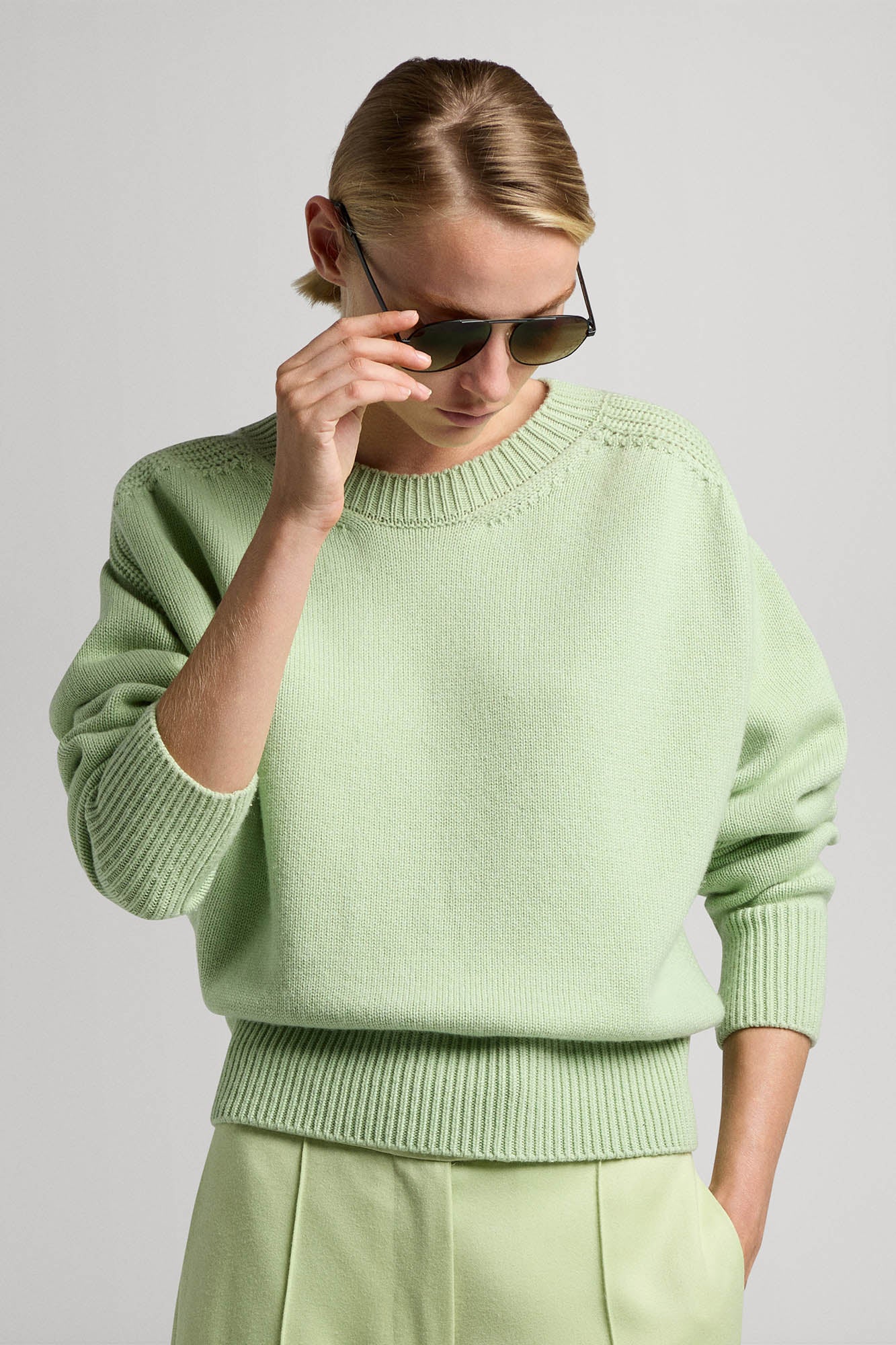 Medea round neck cashmere sweater