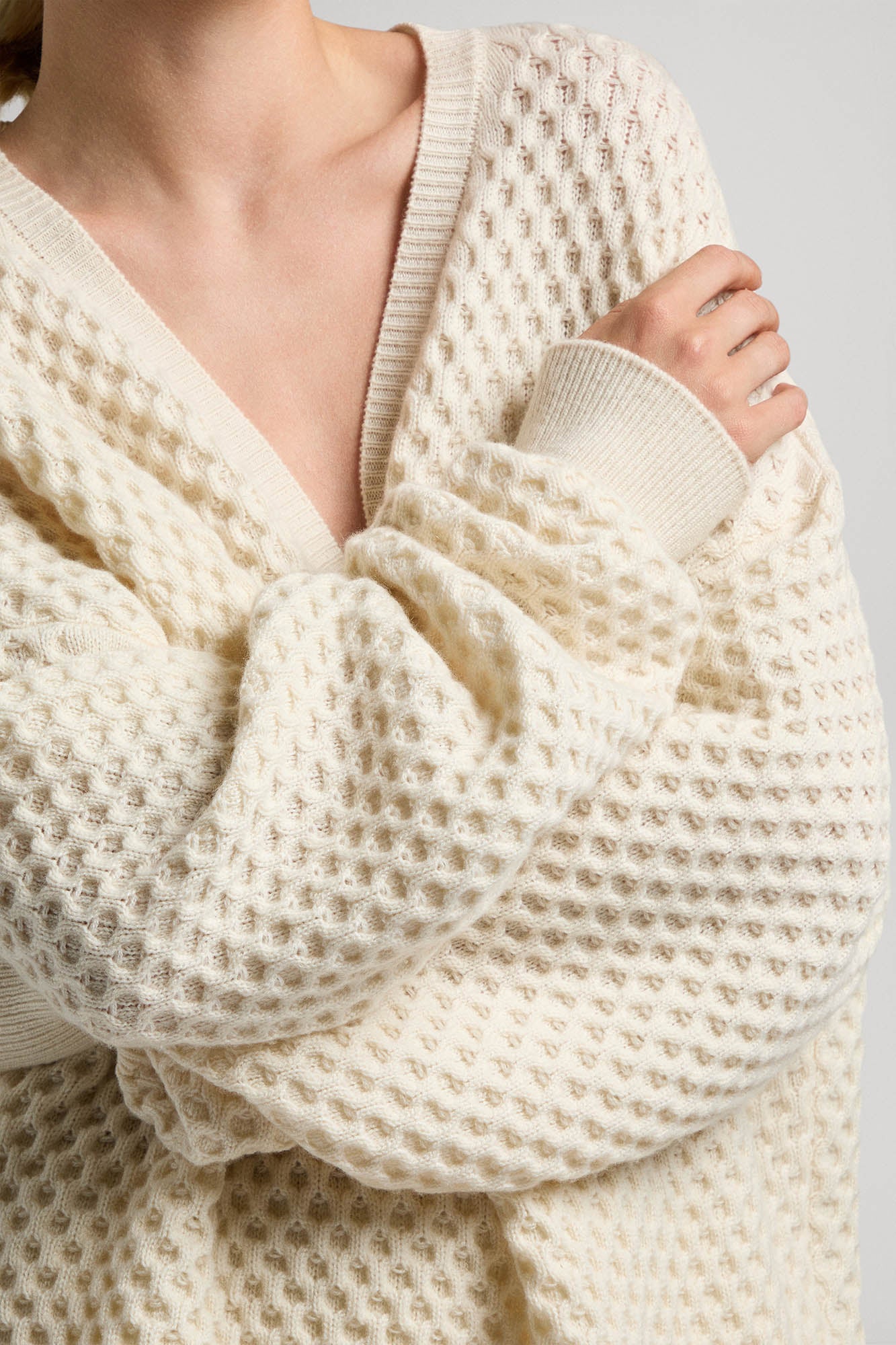 Honeycomb V-neck sweater
