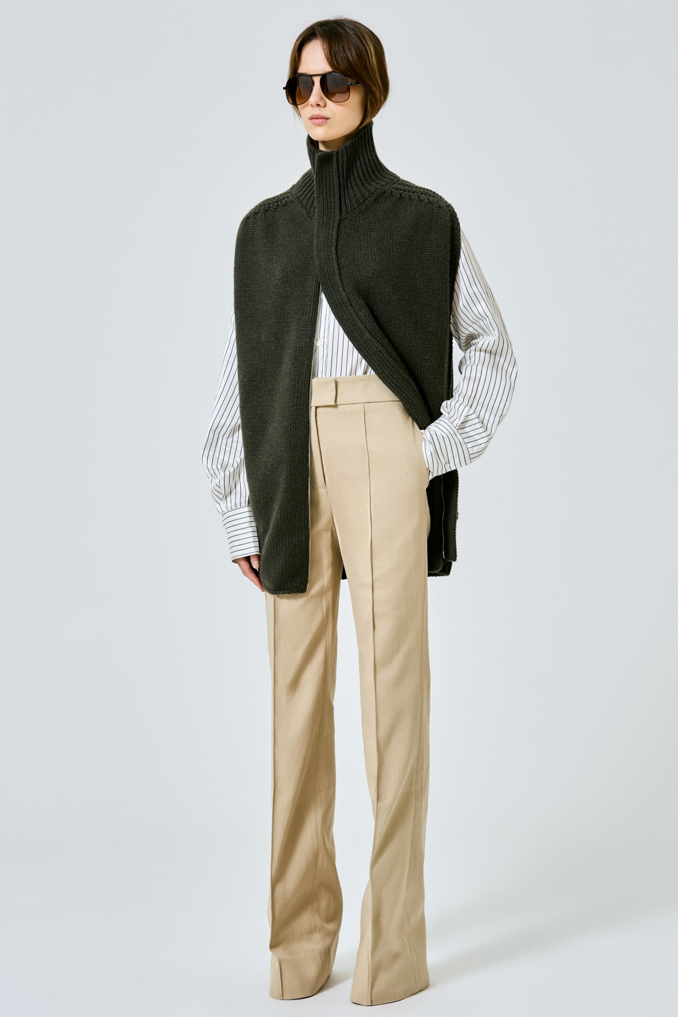 Cardigan in cashmere senza maniche con zip Matilda