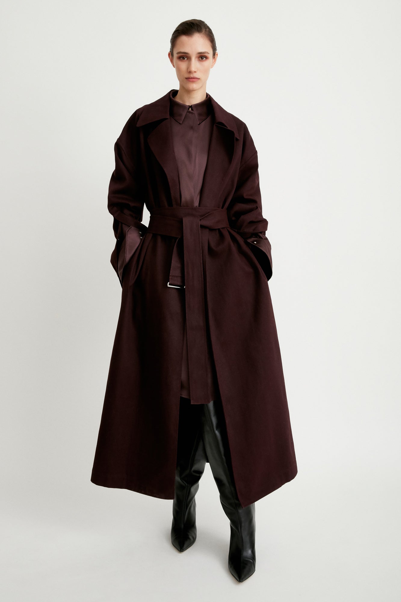 Valentina trench coat in waxed cotton gabardine