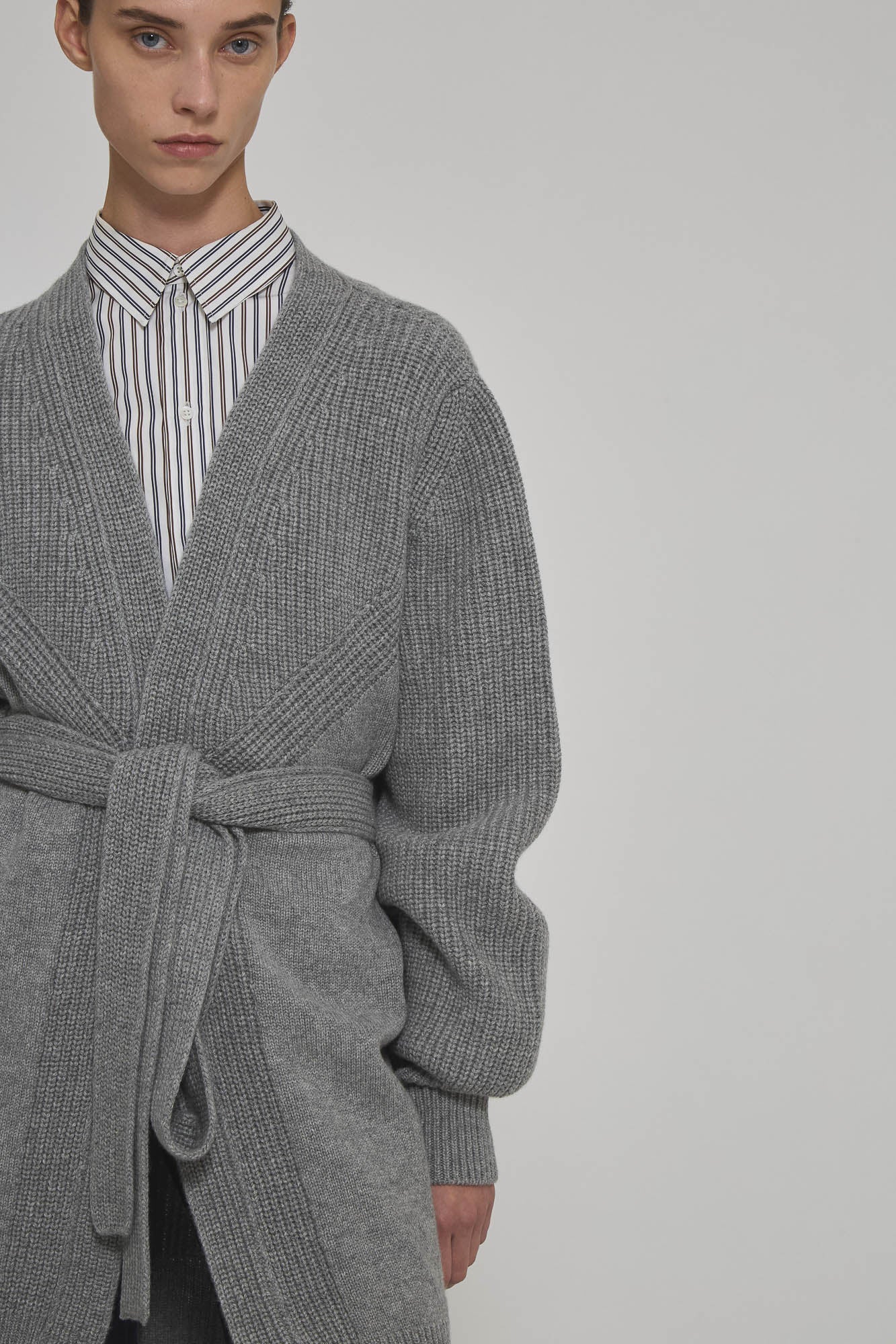 Armor cashmere cardigan with belt