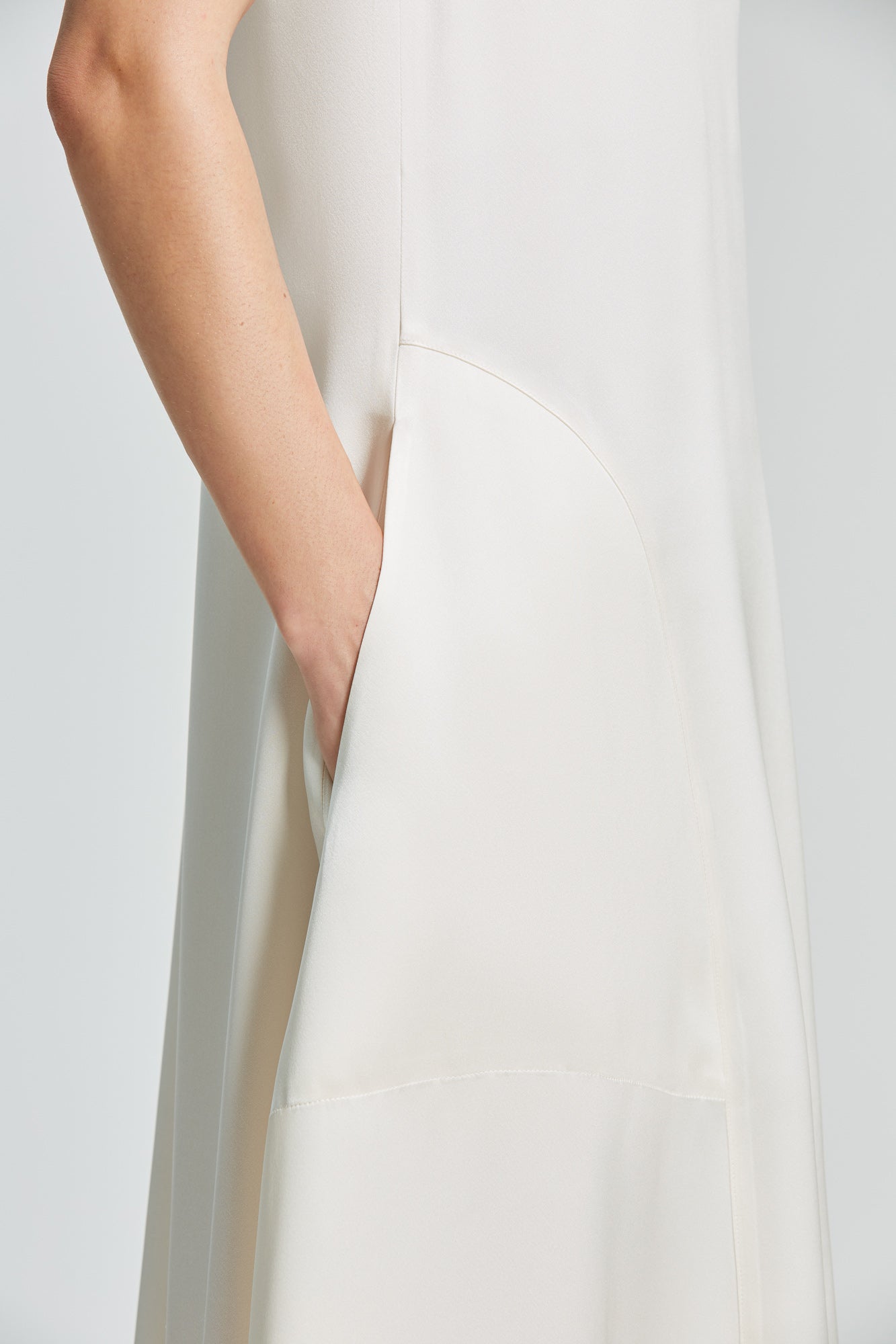 Serena abito midi in double satin
