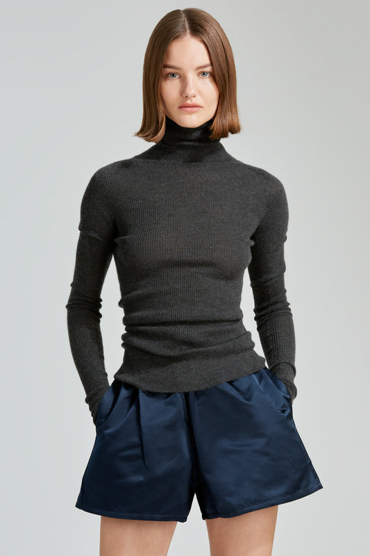 Ribbed cashmere silk turtleneck