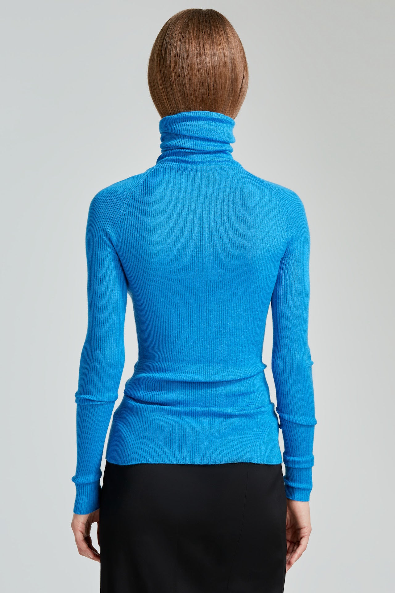 Ribbed cashmere silk turtleneck
