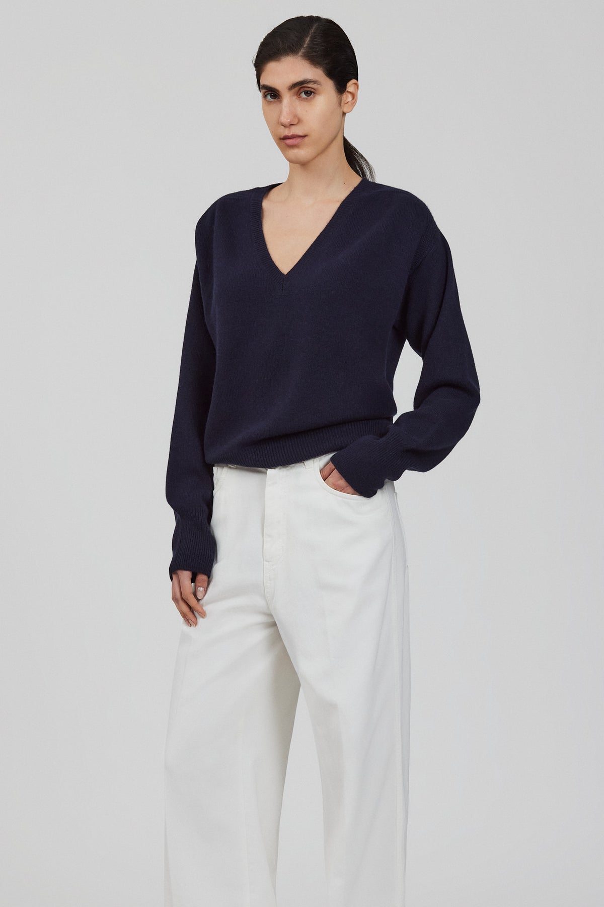 Lavinia v neck cashmere sweater