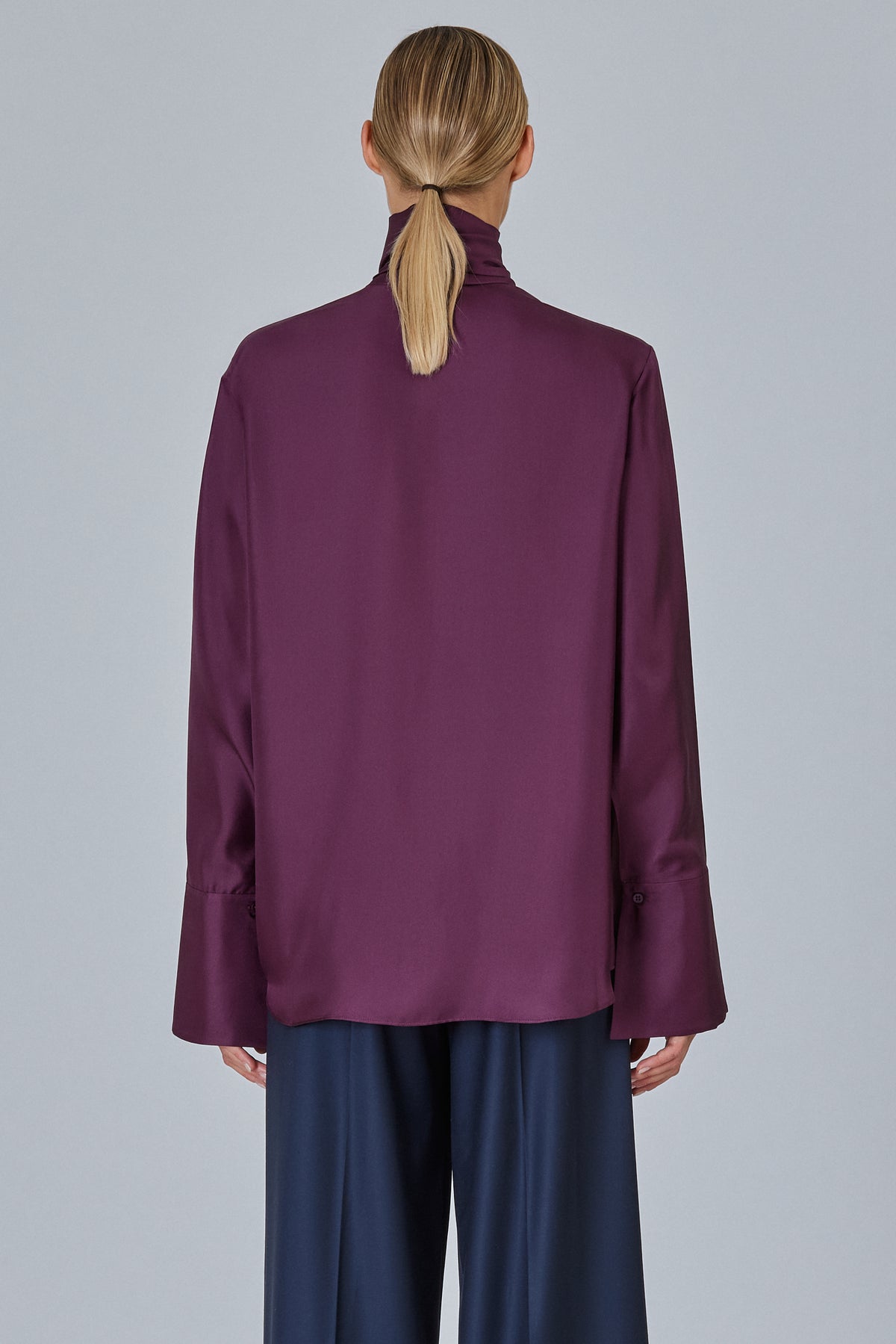Shirt With Scarf In Silk Twill