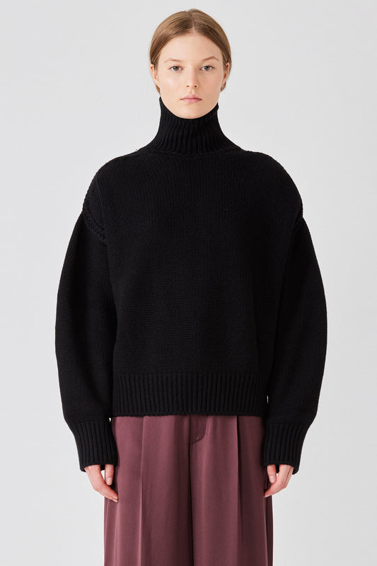 Maglione Gaia in cashmere con collo alto e spacco posteriore