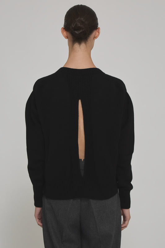 Round neck cashmere sweater