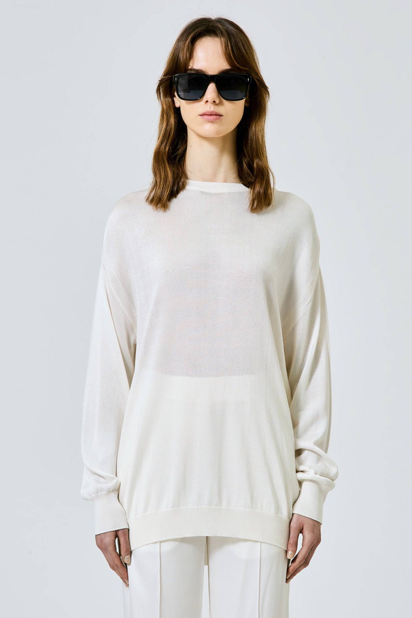 Viscose round neck sweater with back slit
