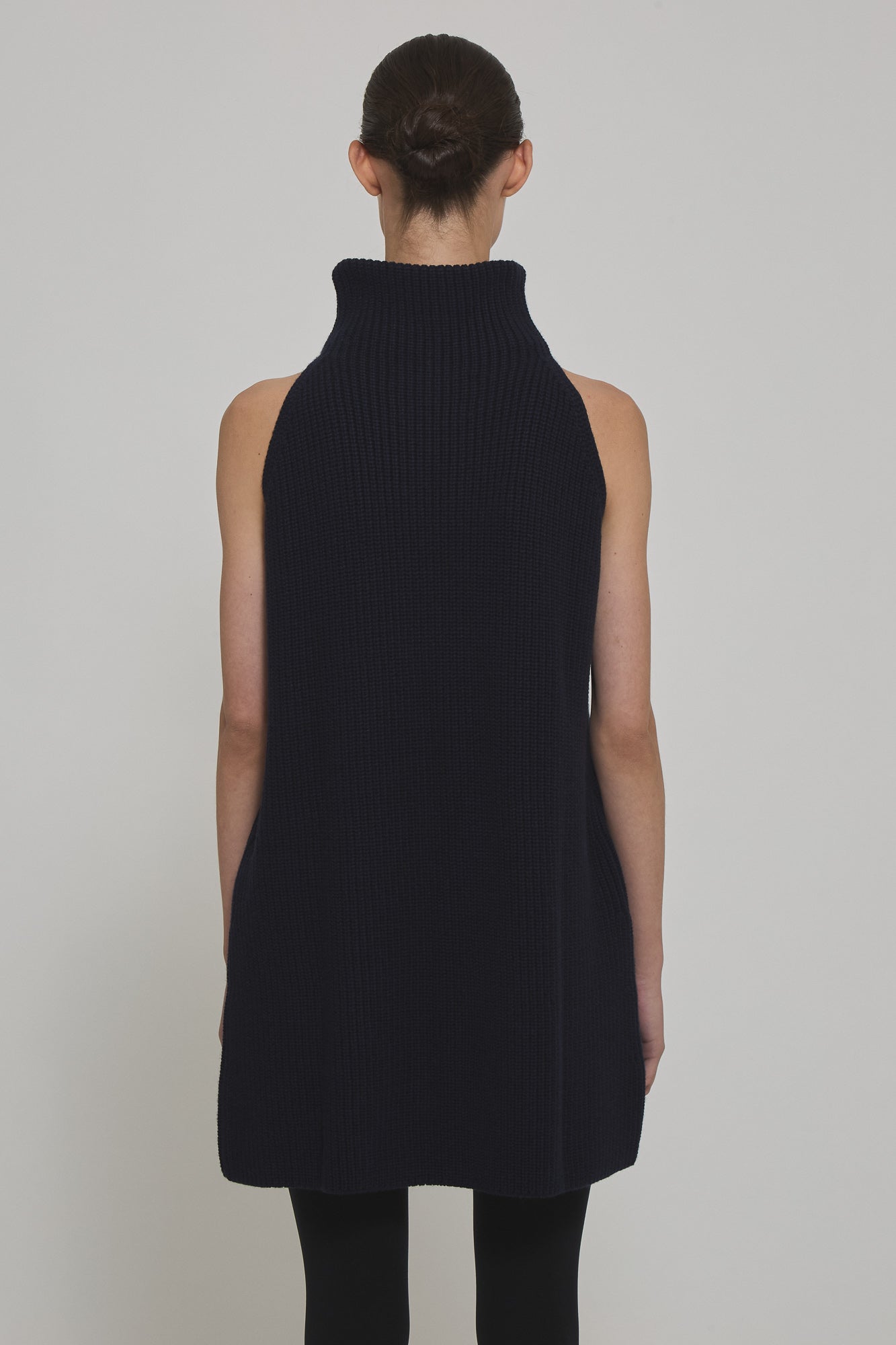 English ribbed marine cashmere sleeveless high neck dress