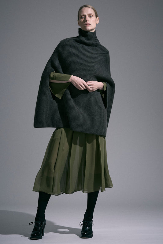 English ribbed marine cashmere cape