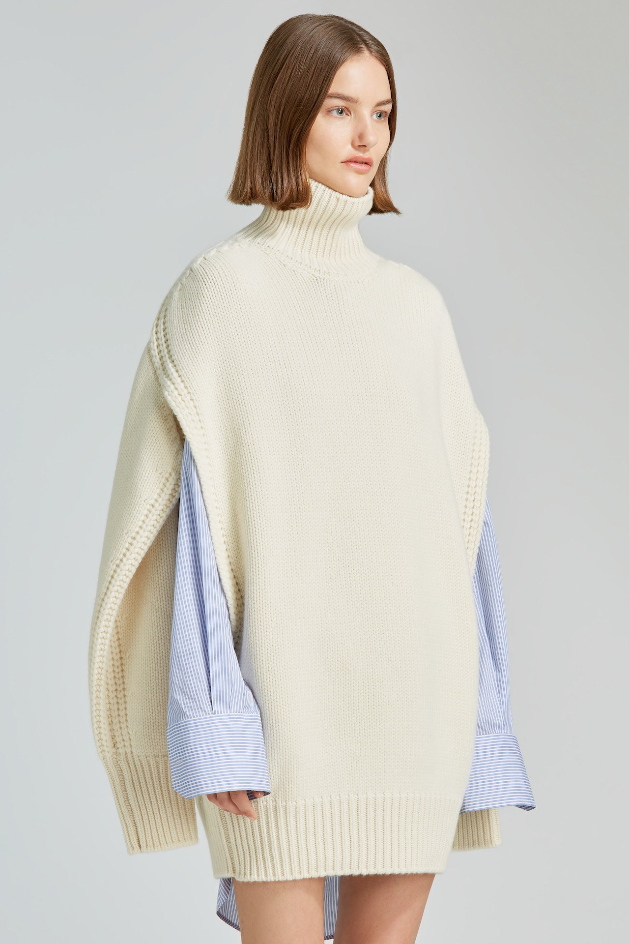 Maglione abito a collo alto in cashmere